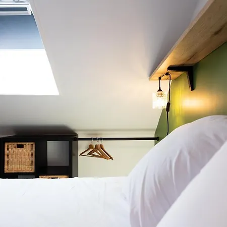 Apartment Duplex *